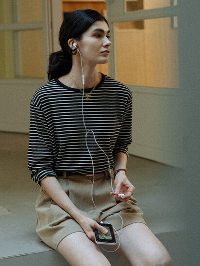 틸아이다이 Stripe soft touch T-shirt_Black